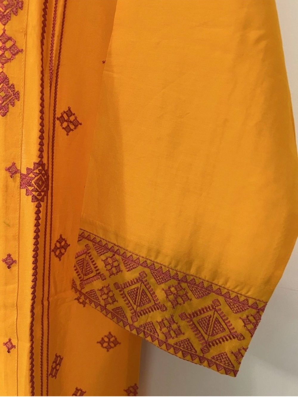 Pakistani embroidered Summer cotton (lown) Shirt.Size Large - Picture 3 of 4